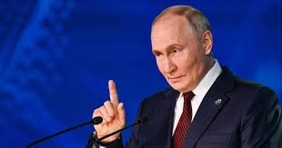 Ставка на виснаження: чого хоче Путін крім Донбасу, – FT