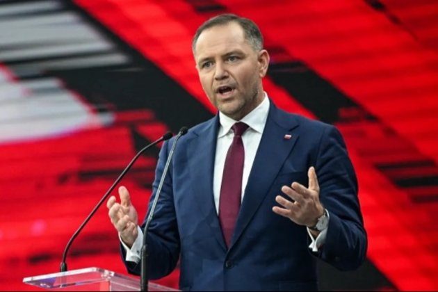 Навроцький хоче позбавити Зеленського найвищої нагороди Польщі