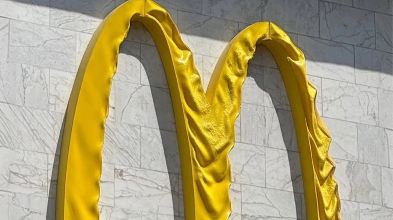 Легендарный McDonald’s на Лукьяновке оперативно возобновил работу