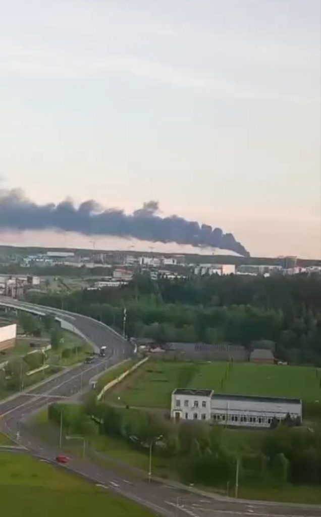 Наймасовіший наліт безпілотників на столицю РФ: куди влучили дрони (фото, відео) 5 Наймасовіший наліт безпілотників на столицю РФ: куди влучили дрони (фото, відео)