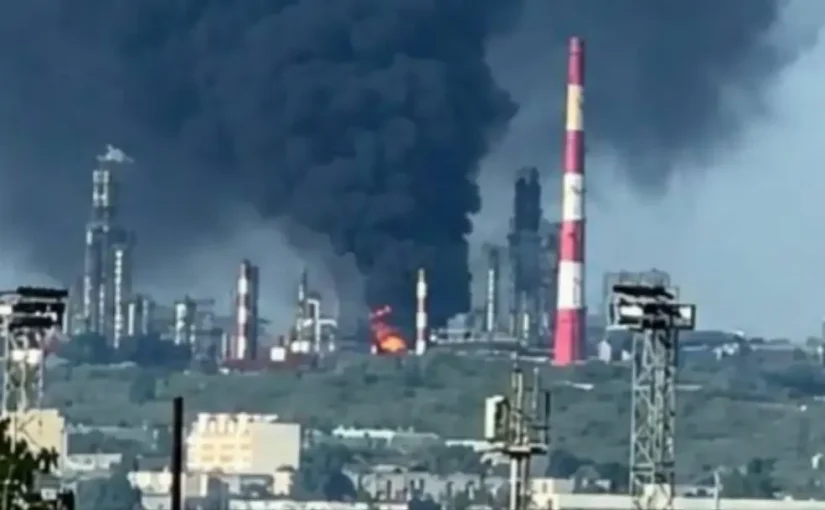В российской Сызрани горит НПЗ после удара дронов (фото, видео) ➤ Prozoro.net.ua