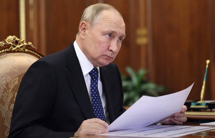В Кремле «слили» сценарий завершения войны: документы Путина