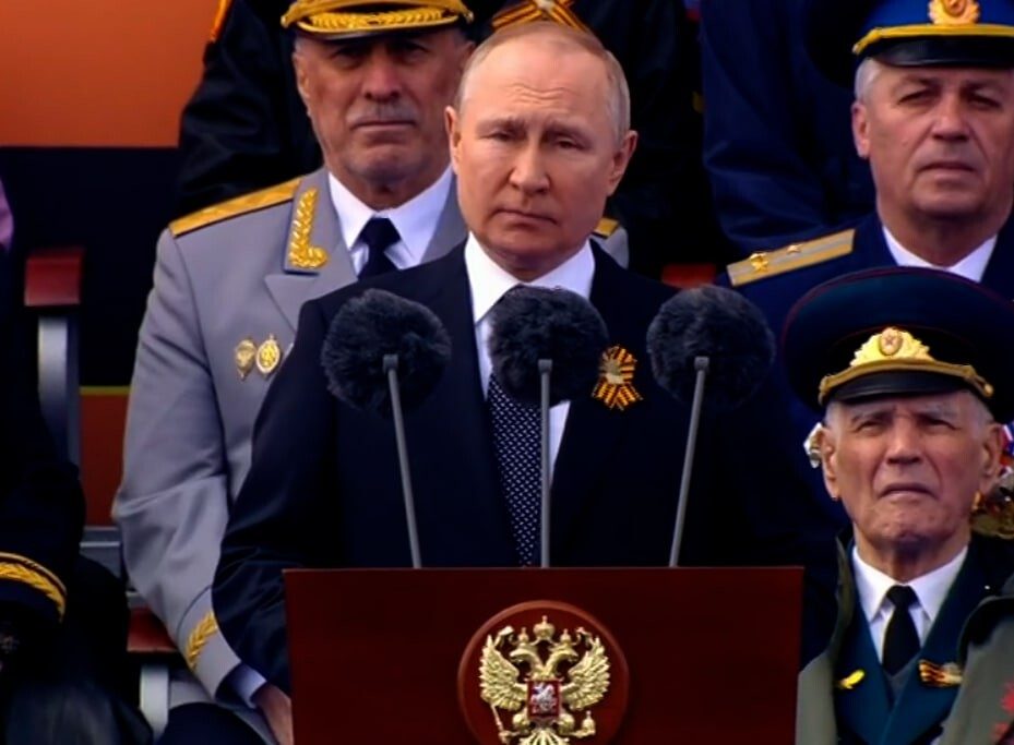 «Усталый старик»: соцсети взорвались из-за внешнего вида Путина