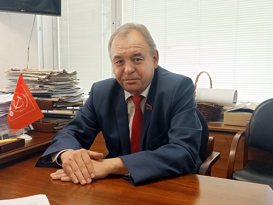 Росія не витримує: у Держдумі вперше вимагають припинити війну