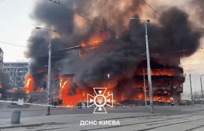 Свадебное платье сгорело во время атаки на Киев: то, что сделали украинки, тронуло сеть