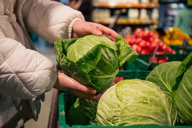 Опасная капуста: какую нельзя покупать на базаре