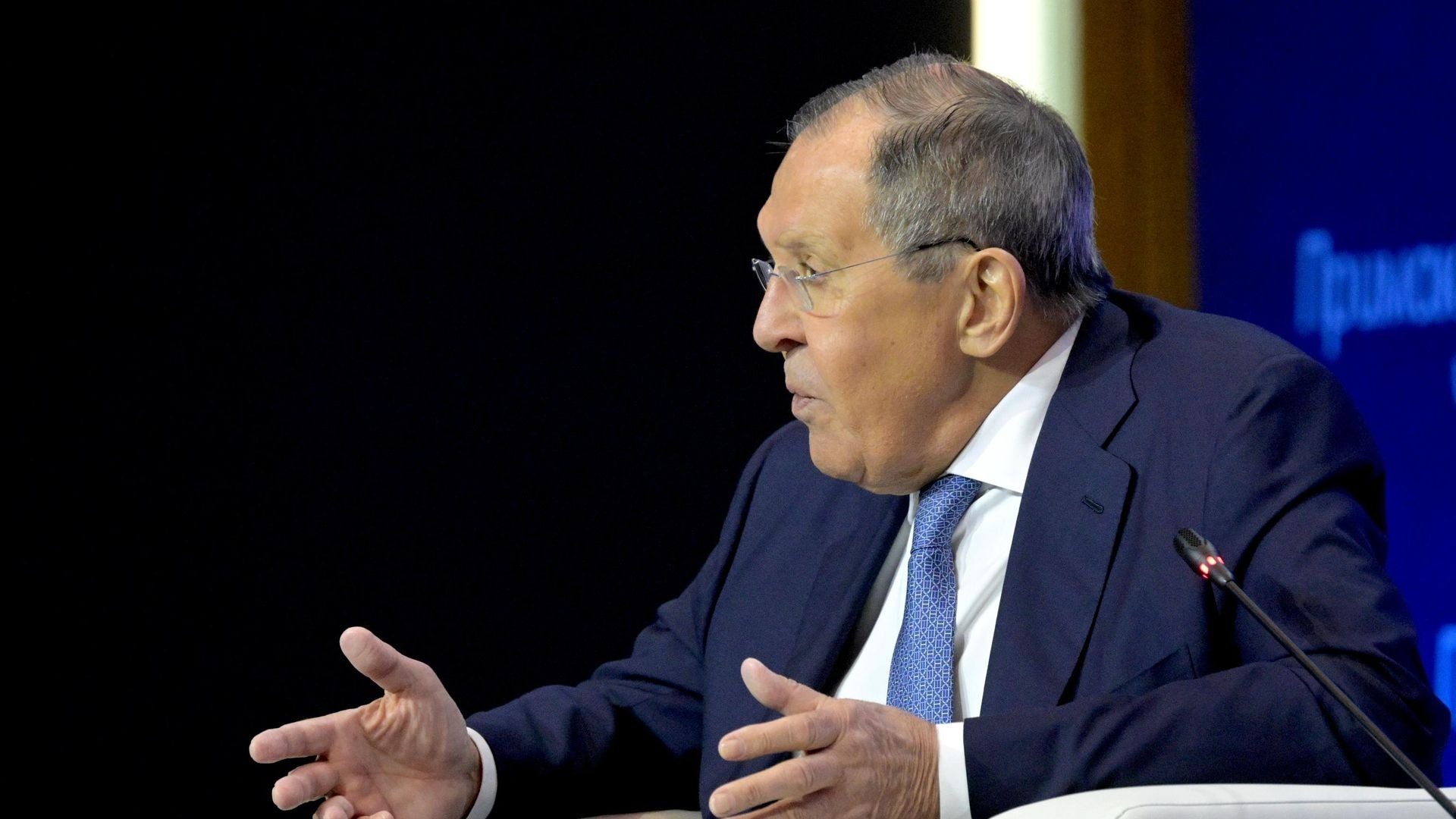 Лавров ответил, остановится ли РФ на линии фронта
