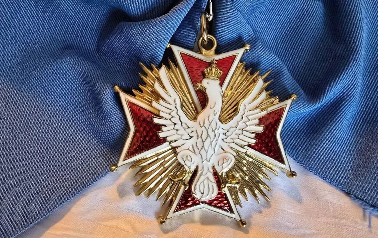 Відправка ордена по пошті: у Польщі спалахнув скандал