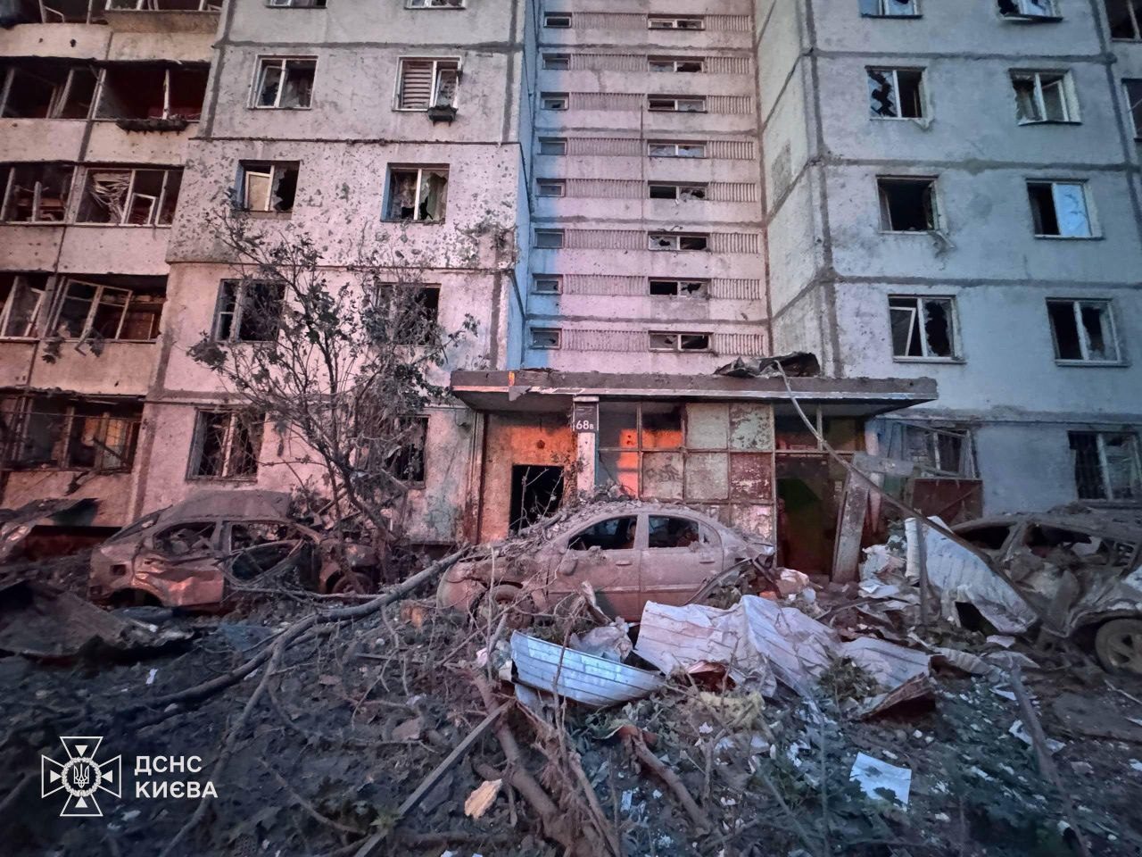 Число пострадавших после удара РФ по Киеву возросло до 90: есть новые жертвы