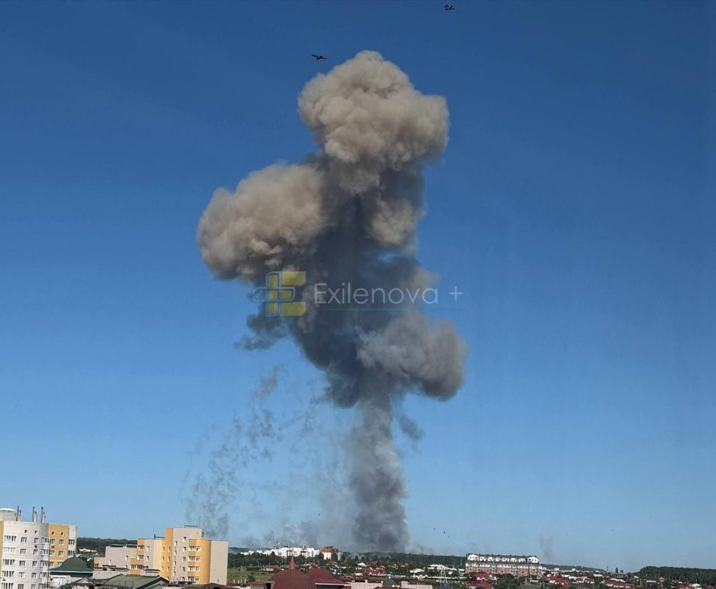 Серія потужних вибухів сколихнула Бєлгород (фото) 4 Серія потужних вибухів сколихнула Бєлгород (фото)