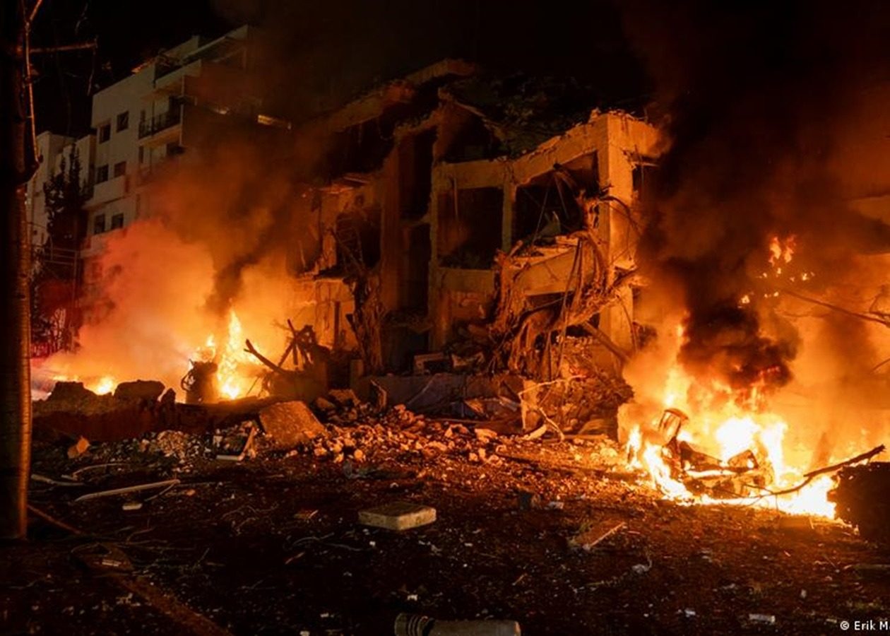 Вибух на заводі: понад 50 осіб поранено, 18 зникли