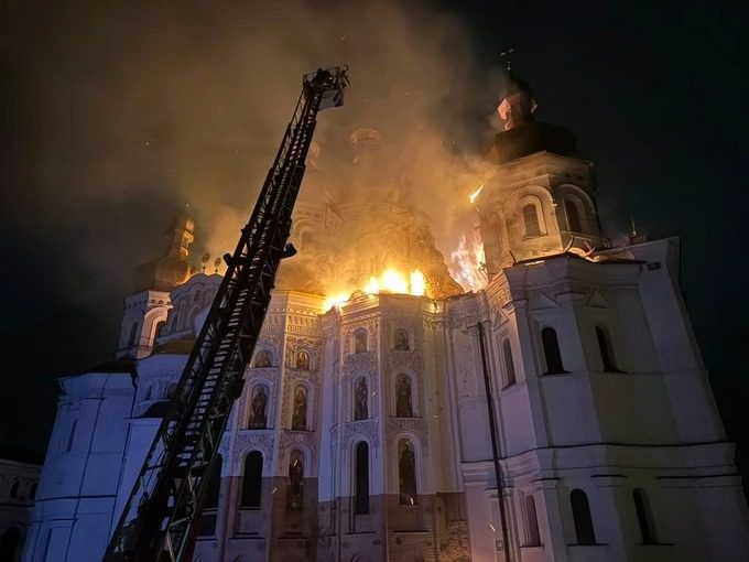 15 червня Росія спалила власний міф