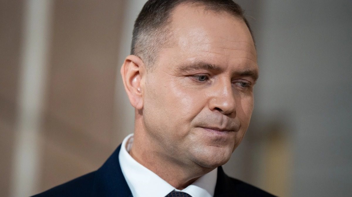 Пощечина для Навроцкого: его не пустили на форум об Украине ➤ Prozoro.net.ua