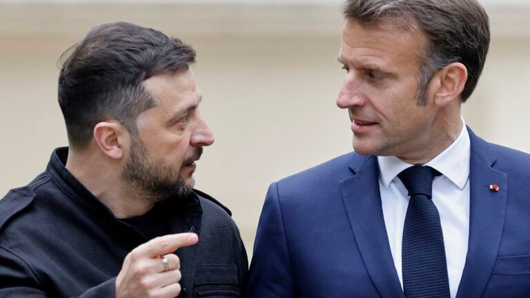 Макрон не сдержался после письма Зеленского Путину: что выдал