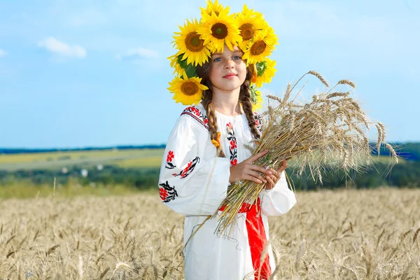 Древние украинские имена для девушек: как называли своих дочерей гетманы