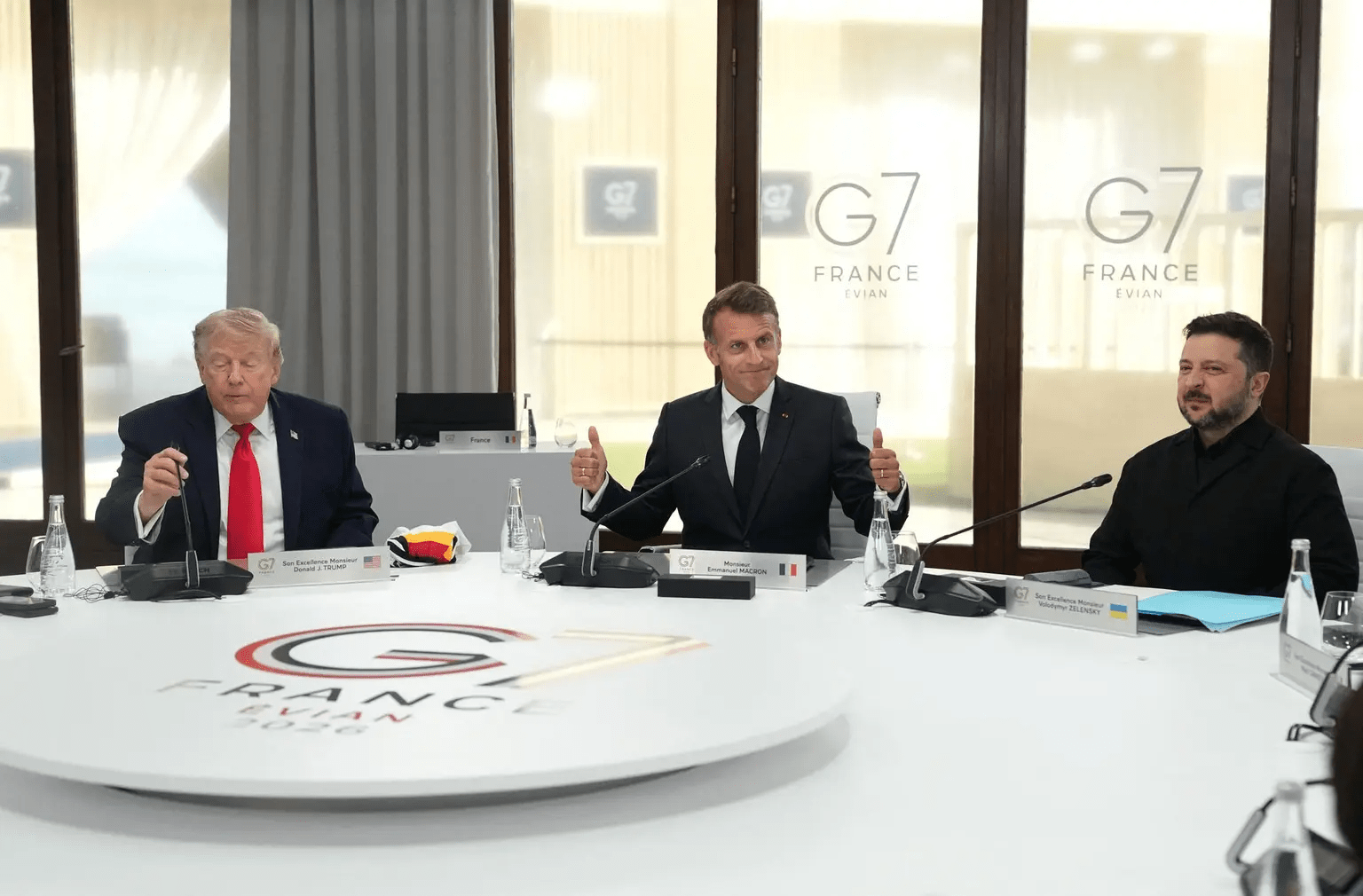 “Україна програє”: Макрон здивував словами Трампа