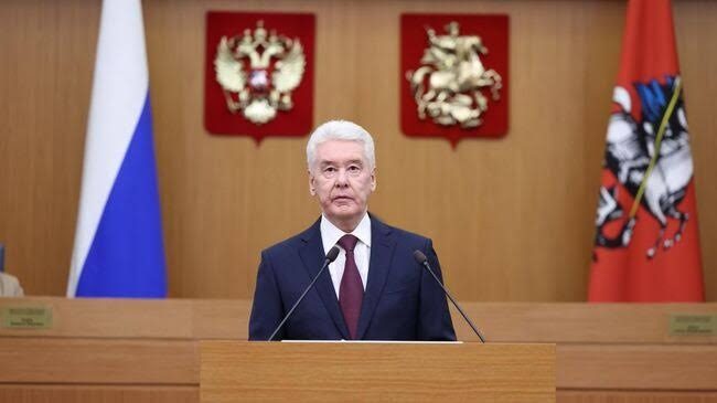 «Москва буде горіти» і “Слава Україні”: Собянін ошелешив спічем
