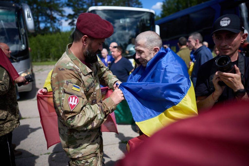 Украина вызволила из российского плена 160 военнослужащих