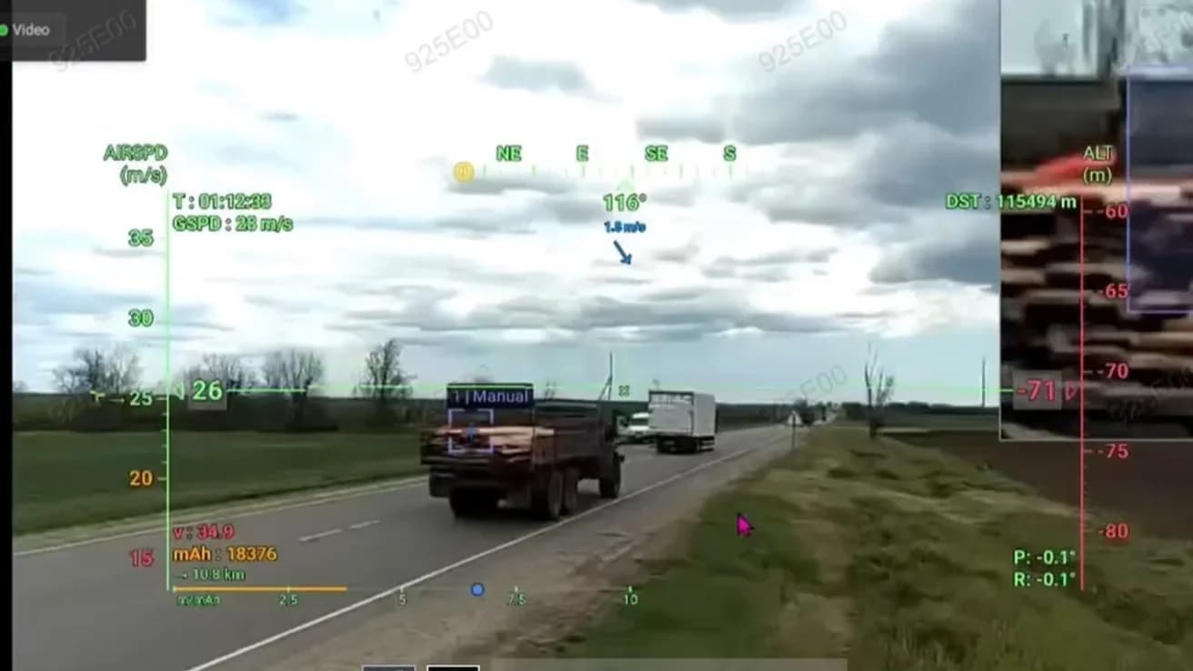 Окупанти маскують військові цистерни під молоковози через удари по логістиці