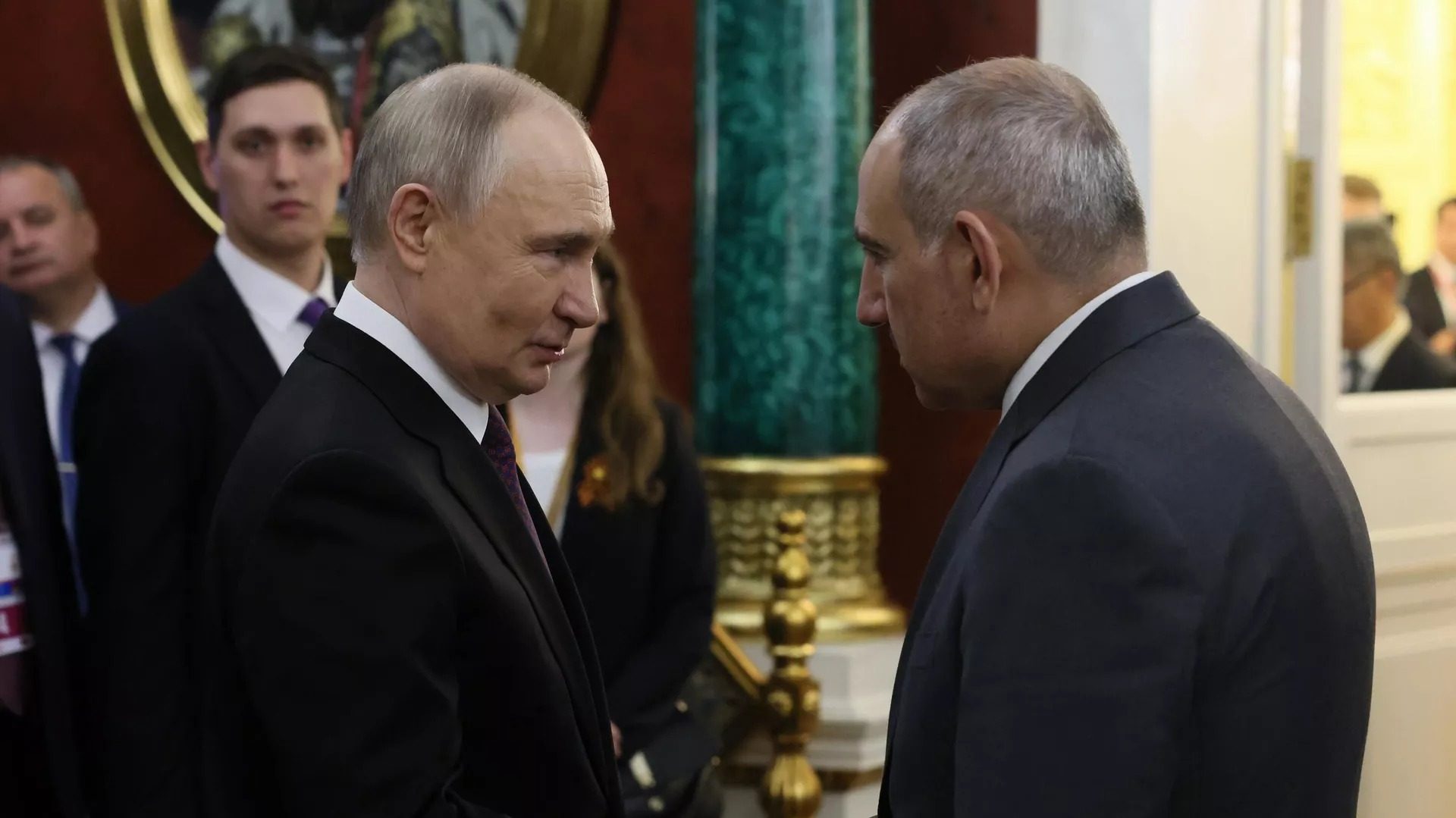 Премьер Армении жестко ответил на ультиматум Путина