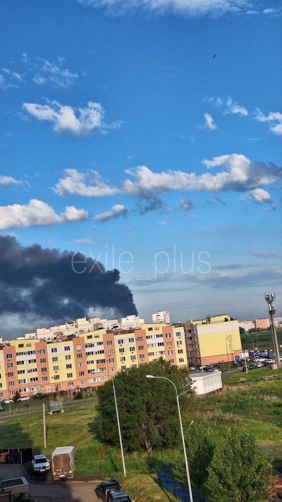 Дроны попали по Куйбышевскому НПЗ в Самаре, видео 5 Дроны попали по Куйбышевскому НПЗ в Самаре, видео