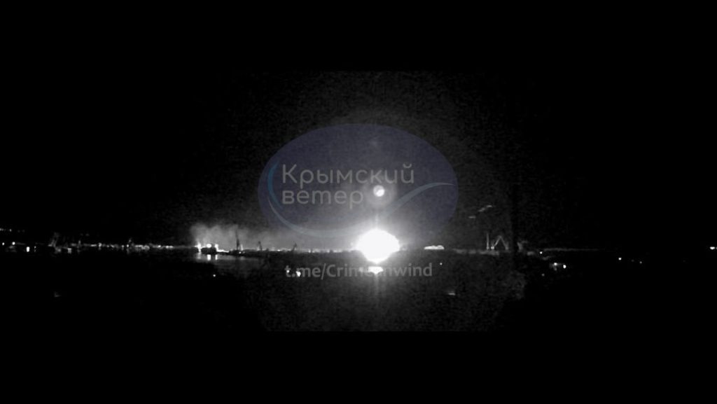 Дроны СБУ атаковали два российских корабля и комплекс С-400 в Керчи: что известно