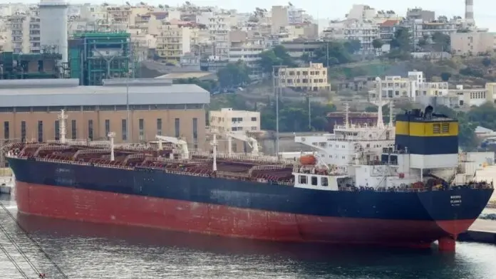 ЗСУ вдарили по танкеру тіньового флоту Росії в Чорному морі