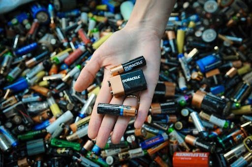 Що означають AA та AAA на батарейках: ви не здогадувалися