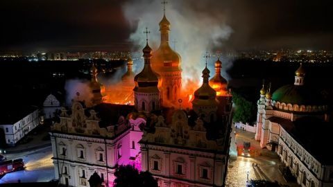 Вот зачем Россия ударила по Лавре: объяснение впечатляет