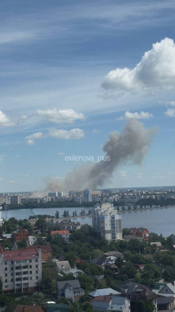 Ракеты поразили в Воронеже завод, производящий компоненты для «Панцирей» и «Искандеров» (фото, видео) 6 Ракеты поразили в Воронеже завод, производящий компоненты для «Панцирей» и «Искандеров» (фото, видео)