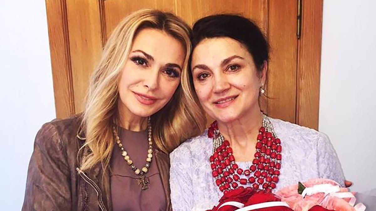 Анатолій Хостікоєв висловився про конфлікт сестер Сумських