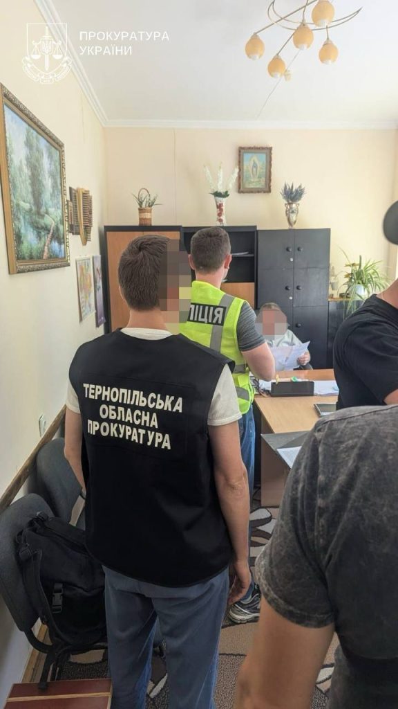«Рабська праця» в інтернаті: директор заробляв на людях із психічними розладами 2 «Рабська праця» в інтернаті: директор заробляв на людях із психічними розладами