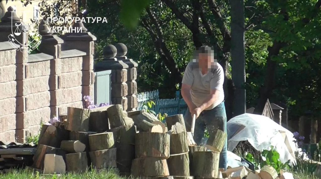 «Рабська праця» в інтернаті: директор заробляв на людях із психічними розладами 3 «Рабська праця» в інтернаті: директор заробляв на людях із психічними розладами