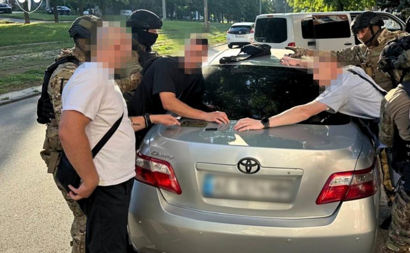 У Дніпрі пограбували волонтера та забрали 11 тисяч доларів, зібраних для ЗСУ ➤ Prozoro.net.ua