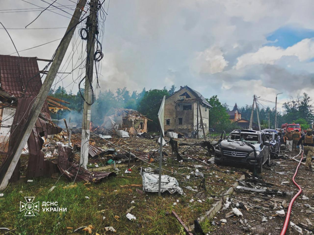 Трагедия на Киевщине: россияне баллистикой ударили по полигону с выставкой оружия