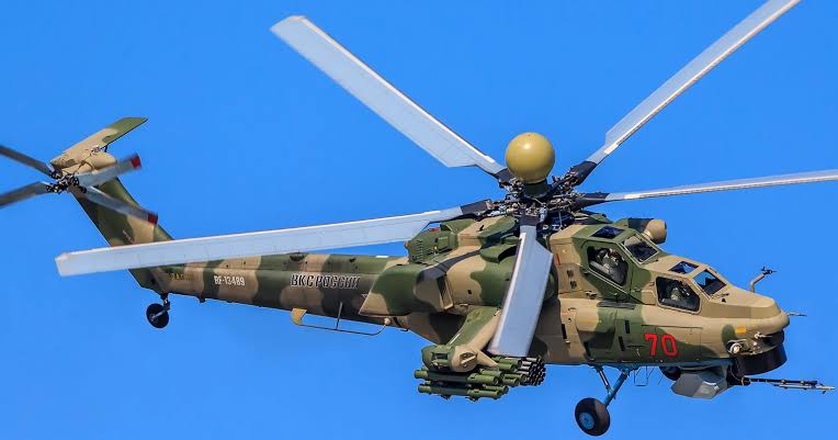 СБС знищили російський “супервертоліт” Мі-28 за допомогою FPV-дрона (відео)