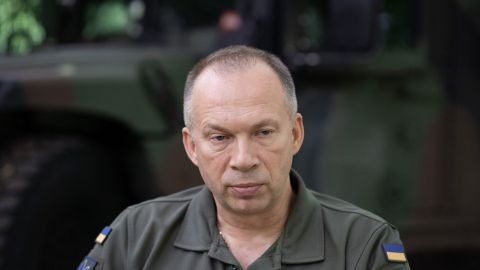 «Його доля вирішена»: ЗМІ дізналися, що чекає на Сирського