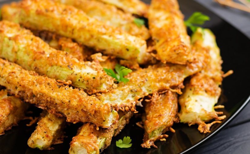 Золотистые кабачки под хрустящей сырной корочкой: рецепт без жарки ➤ Prozoro.net.ua