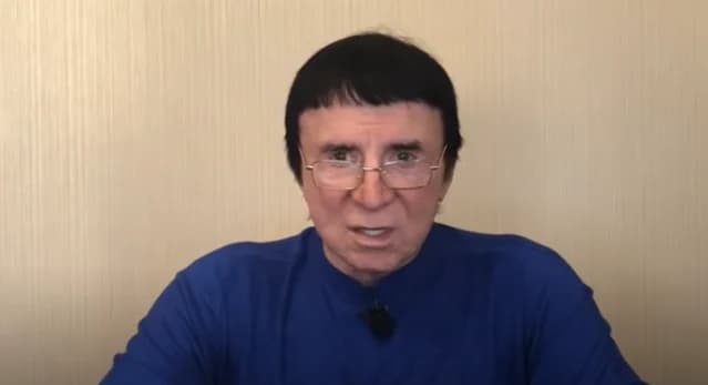 86-летний Кашпировский остался без денег и квартиры