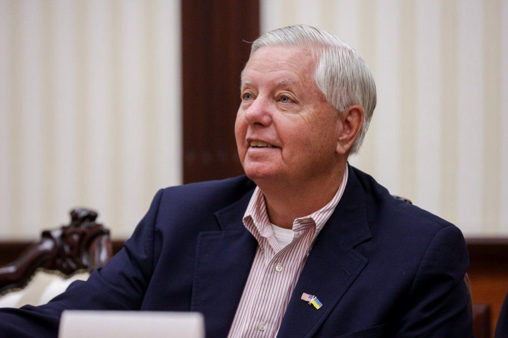 Зеленський емоційно відреагував на смерть Ліндсі Ґрема 3 Зеленський емоційно відреагував на смерть Ліндсі Ґрема