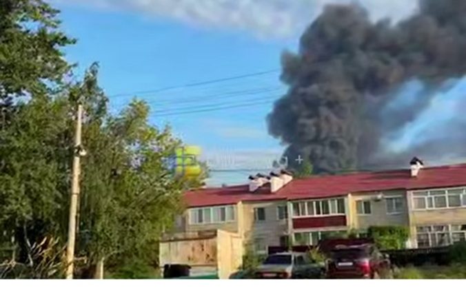 Дрони атакували НПЗ та нафтобазу у Ульяновській області РФ (відео)