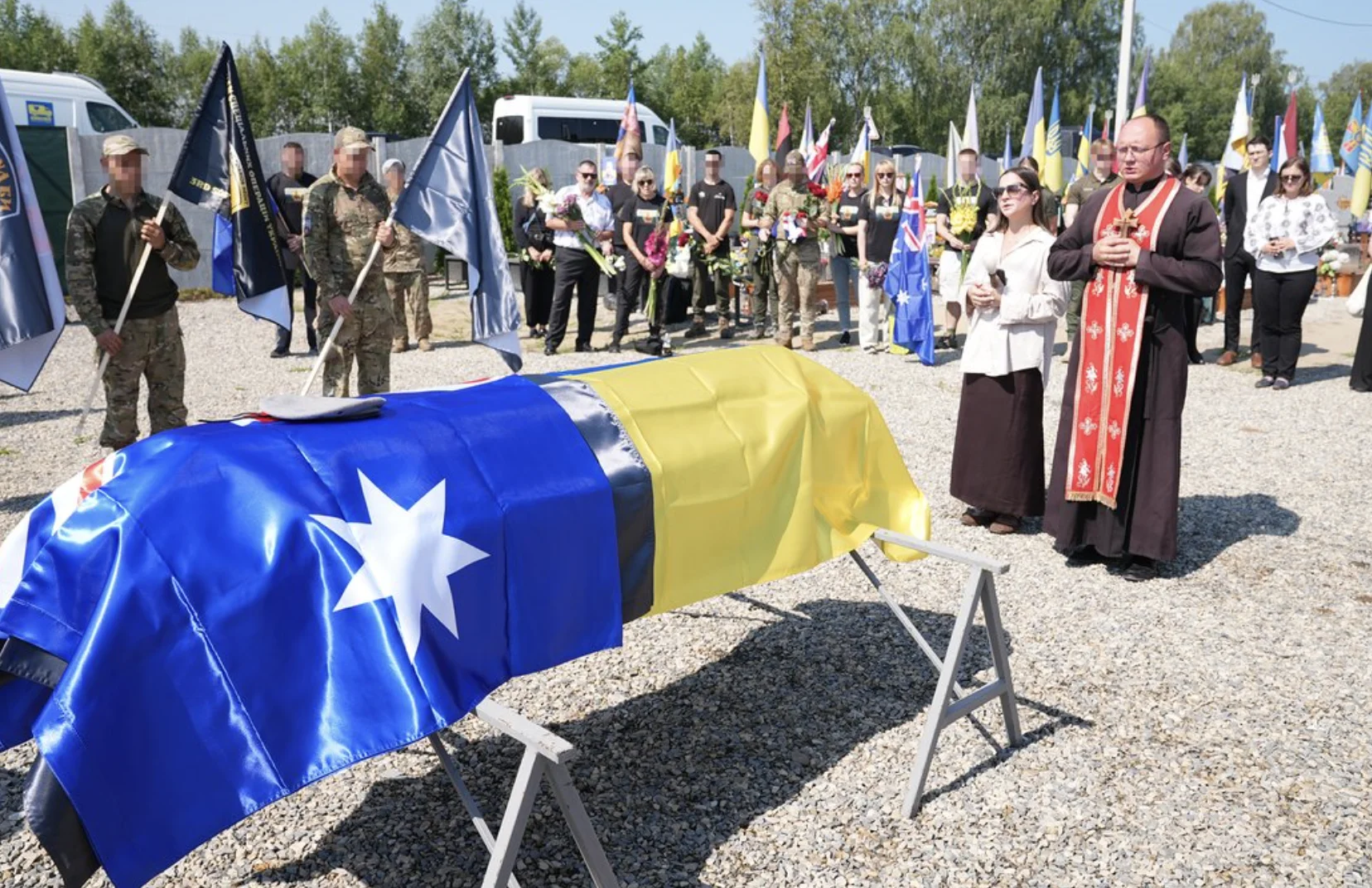 Мечтал жить в Украине: история военного из Австралии, погибшего на Донетчине
