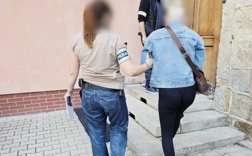 В Польше задержана женщина за нападение на украинских подростков: ей грозит тюрьма ➤ Prozoro.net.ua