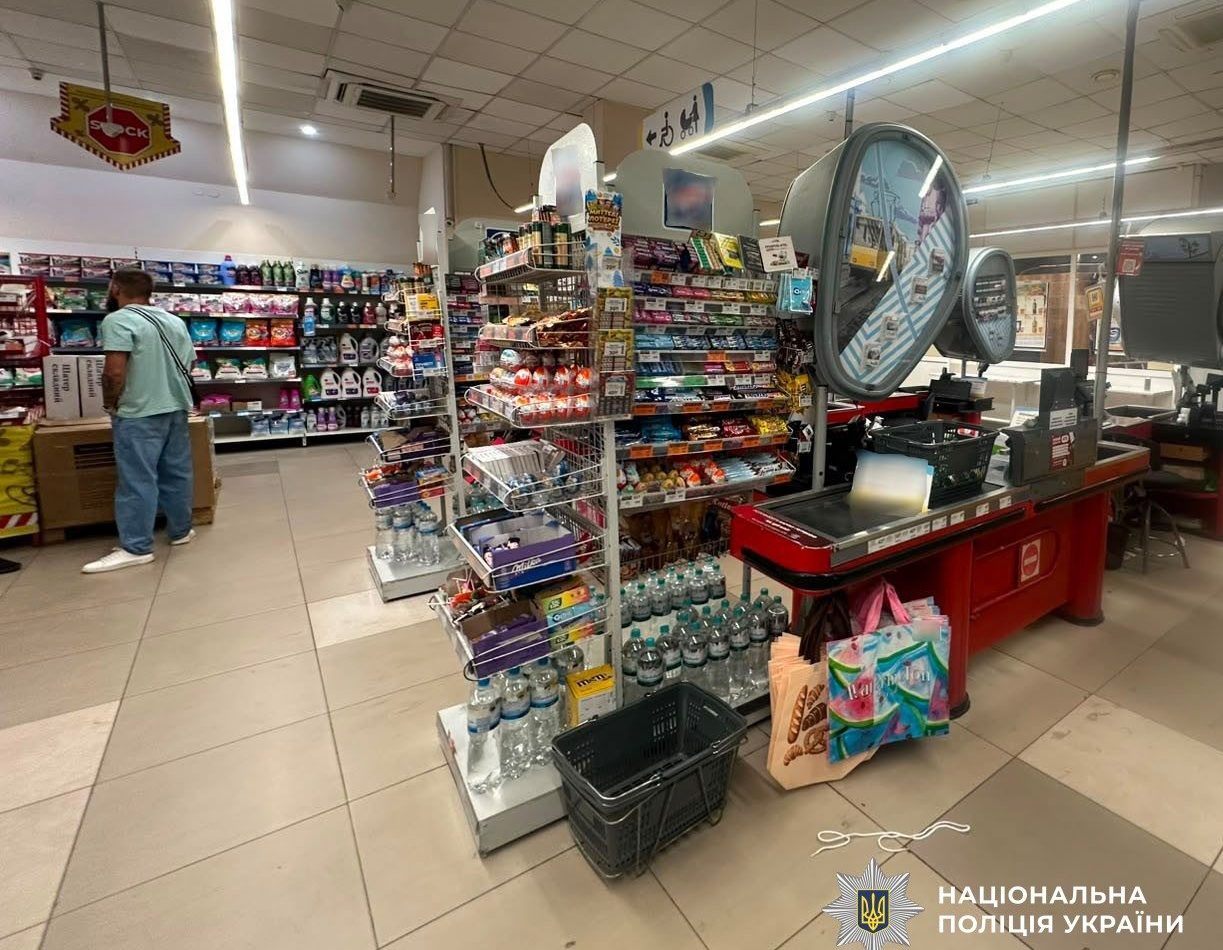 В Николаеве мужчина в супермаркете выстрелил в глаза другому посетителю ➤ Prozoro.net.ua