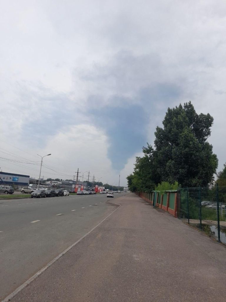 Дроны преодолели 1400 километров и атаковали нефтяной гигант в Уфе (фото) 4 Дроны преодолели 1400 километров и атаковали нефтяной гигант в Уфе (фото)