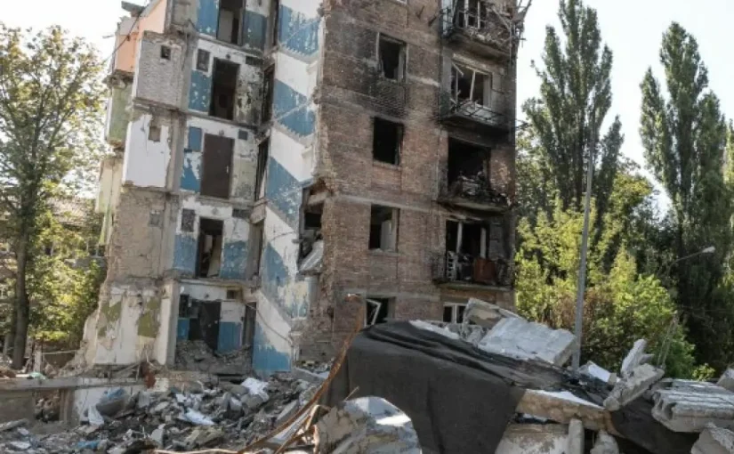 У Києві завершують відновлення будинку на Сирці, зруйнованого росією два роки тому ➤ Prozoro.net.ua