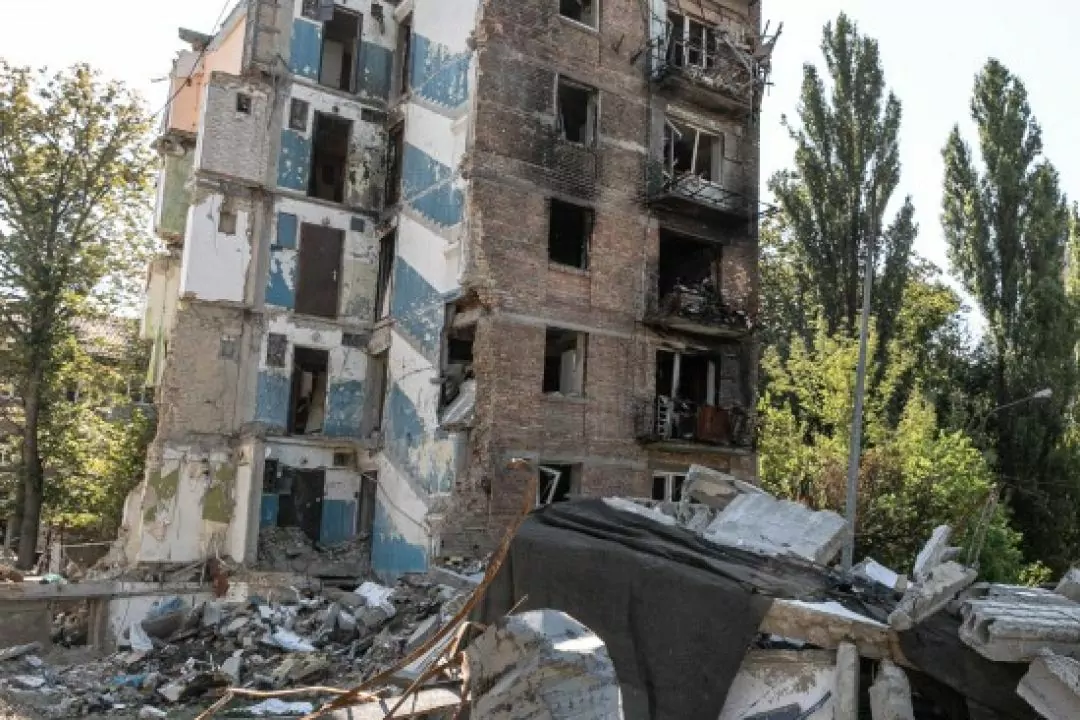 У Києві завершують відновлення будинку на Сирці, зруйнованого росією два роки тому ➤ Prozoro.net.ua