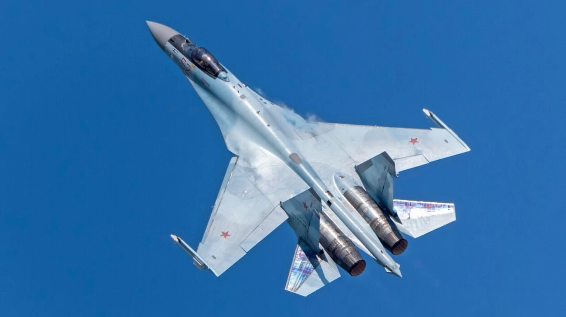Под Москвой разбился российский военный истребитель Су-57 (фото)