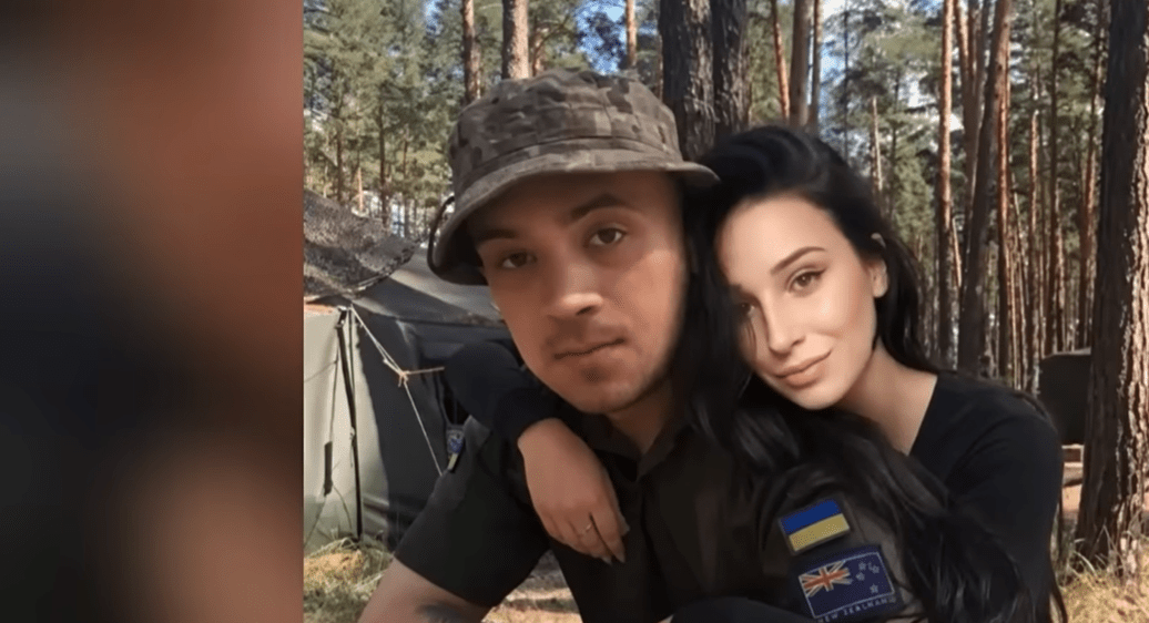 Дівчина закохала у себе юного військового і цинічно розправилась з ним